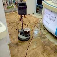 Чистка полов в Связном Аврора клининг Алматы