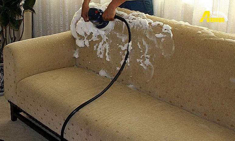 Профессиональная химчистка диванов